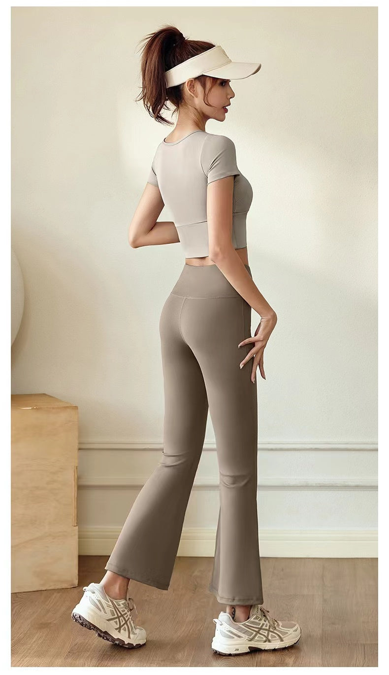 Flared Pant Gym Wear Yoga Wear Sports two pieces Set with Removal Padded T-shirt