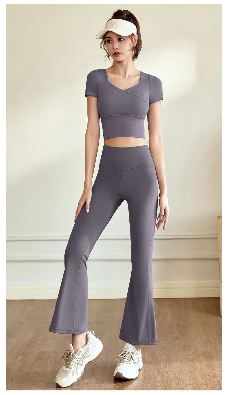 Flared Pant Gym Wear Yoga Wear Sports two pieces Set with Removal Padded T-shirt