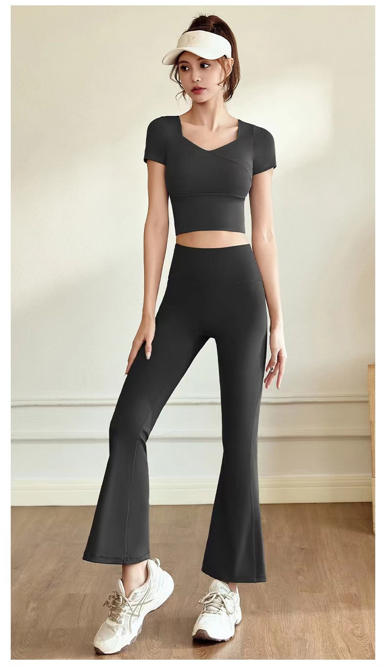 Flared Pant Gym Wear Yoga Wear Sports two pieces Set with Removal Padded T-shirt