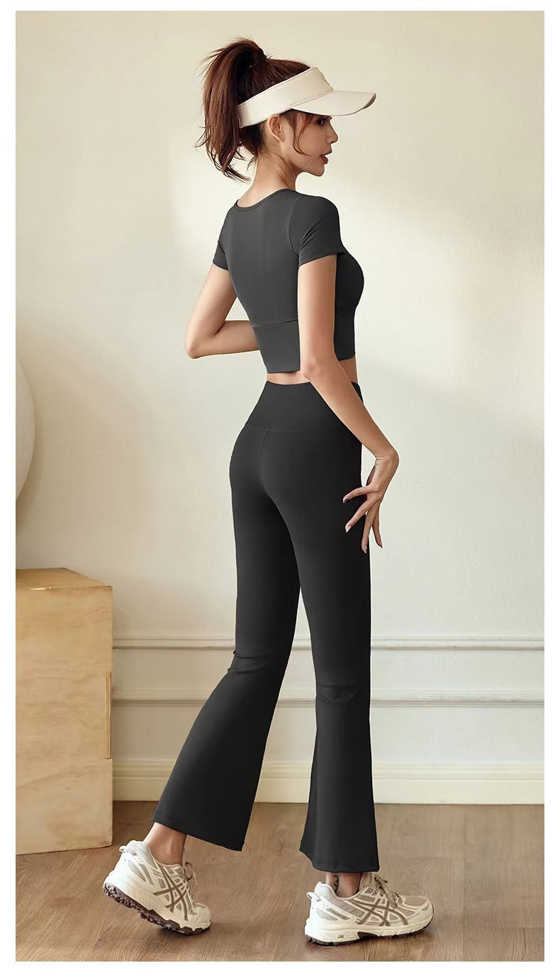 Flared Pant Gym Wear Yoga Wear Sports two pieces Set with Removal Padded T-shirt